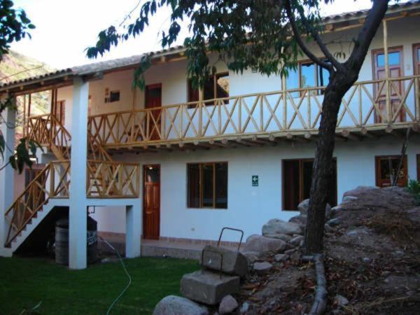 Hostal Miramonti 乌鲁班巴 外观 照片