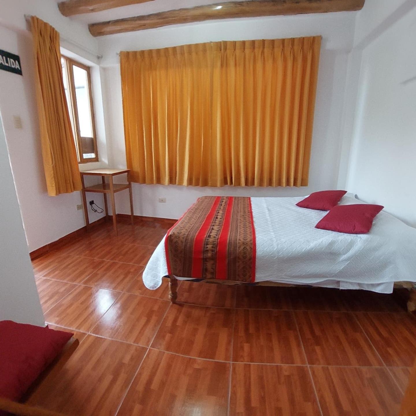 Hostal Miramonti 乌鲁班巴 外观 照片