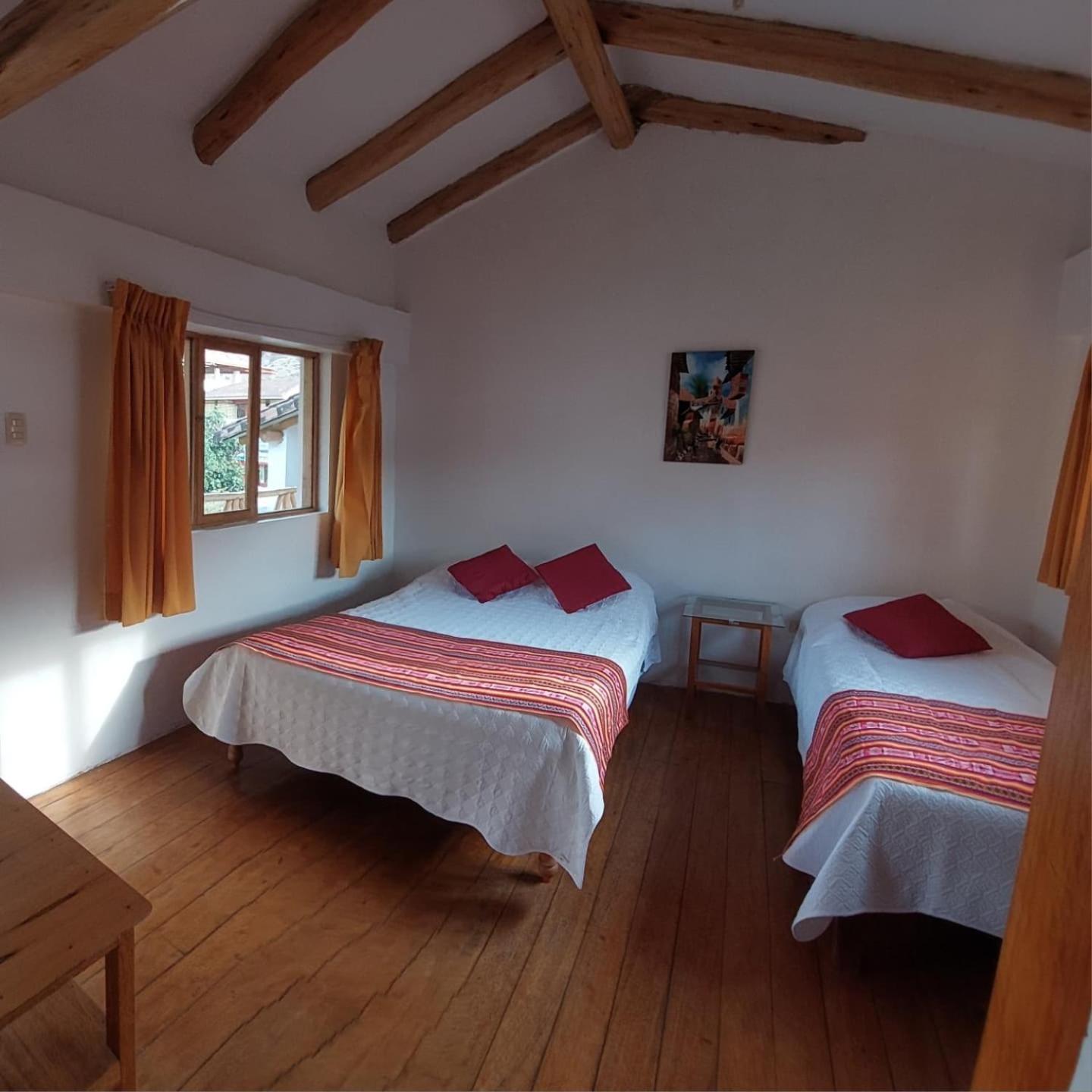 Hostal Miramonti 乌鲁班巴 外观 照片